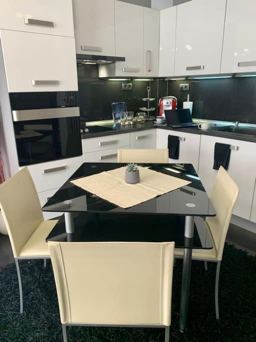 Lovely Sofia Apartment Katerina With Free Parking Esterno foto