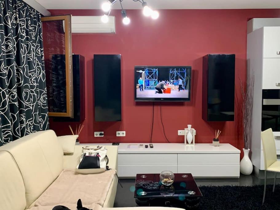 Lovely Sofia Apartment Katerina With Free Parking Esterno foto