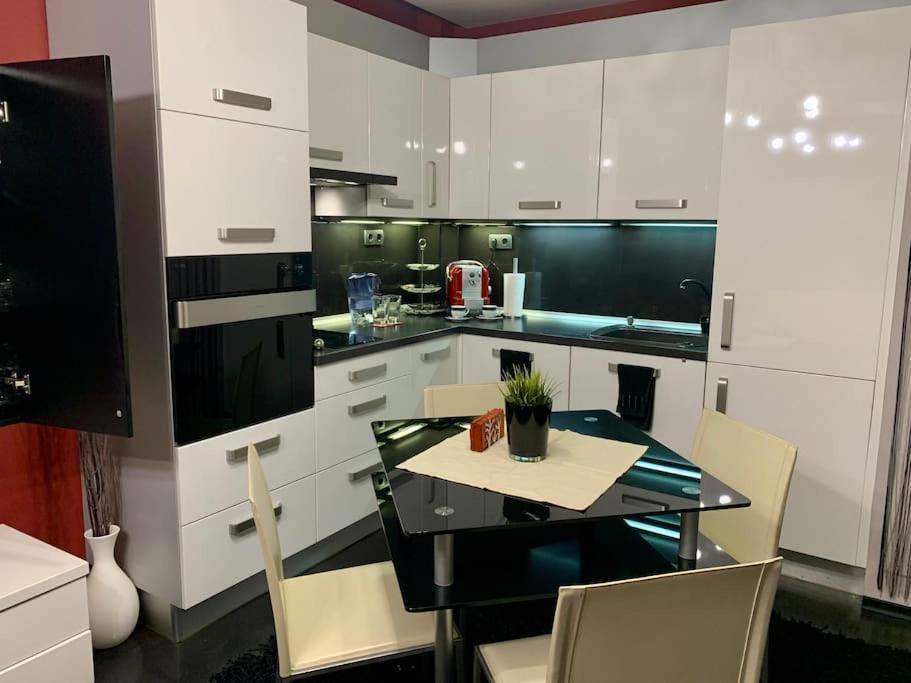 Lovely Sofia Apartment Katerina With Free Parking Esterno foto